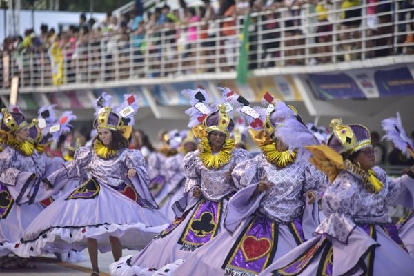 Desfile da escola de samba Unidos de São Torquato por Rodrigo Gavini