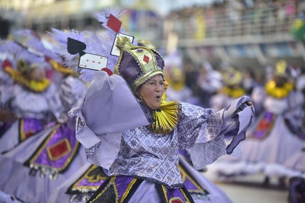 Desfile da escola de samba Unidos de São Torquato por Rodrigo Gavini