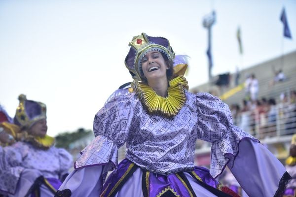 Desfile da escola de samba Unidos de São Torquato por Rodrigo Gavini