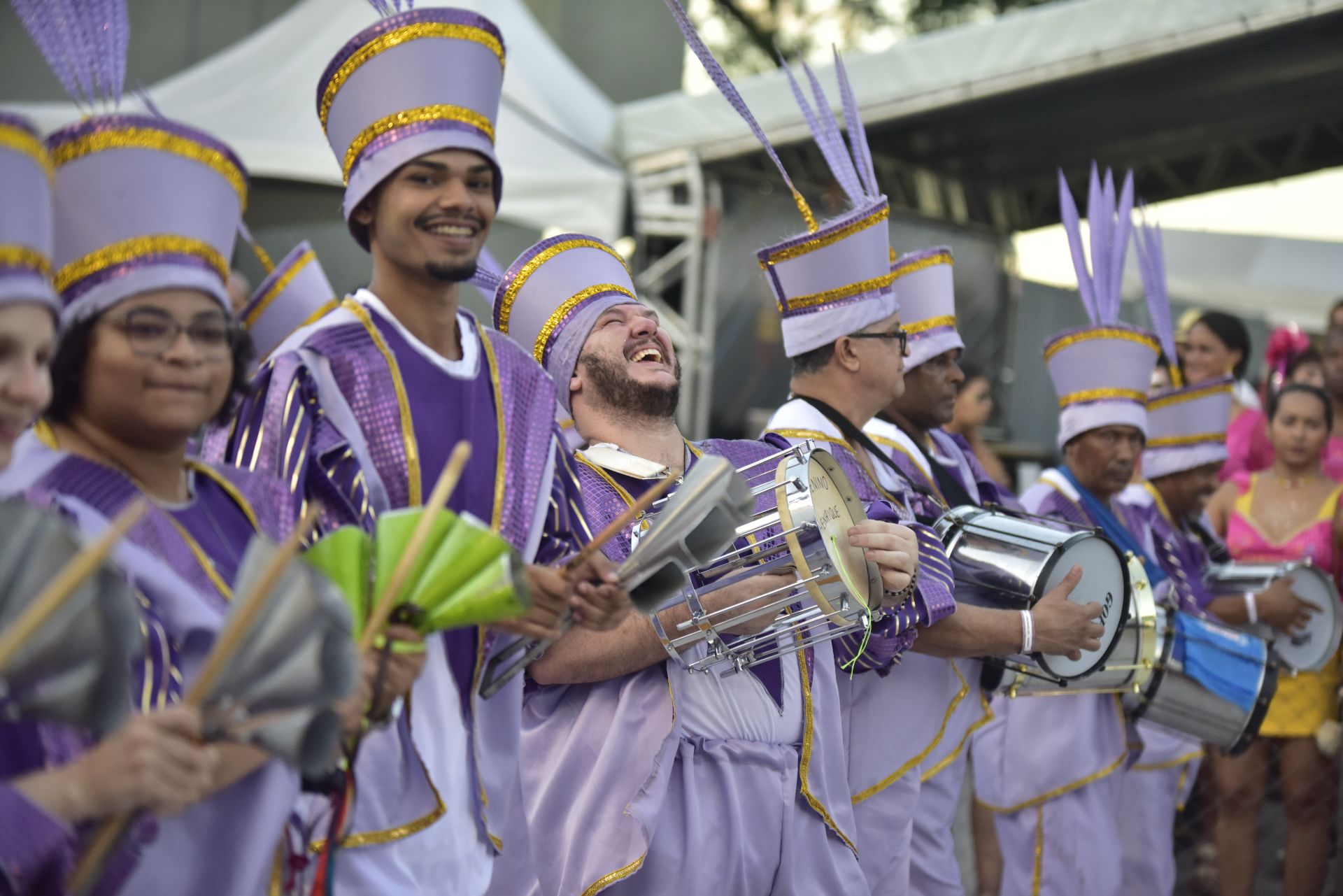 Desfile da escola de samba Unidos de São Torquato
