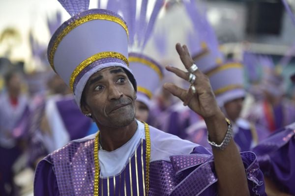 Desfile da escola de samba Unidos de São Torquato por Rodrigo Gavini