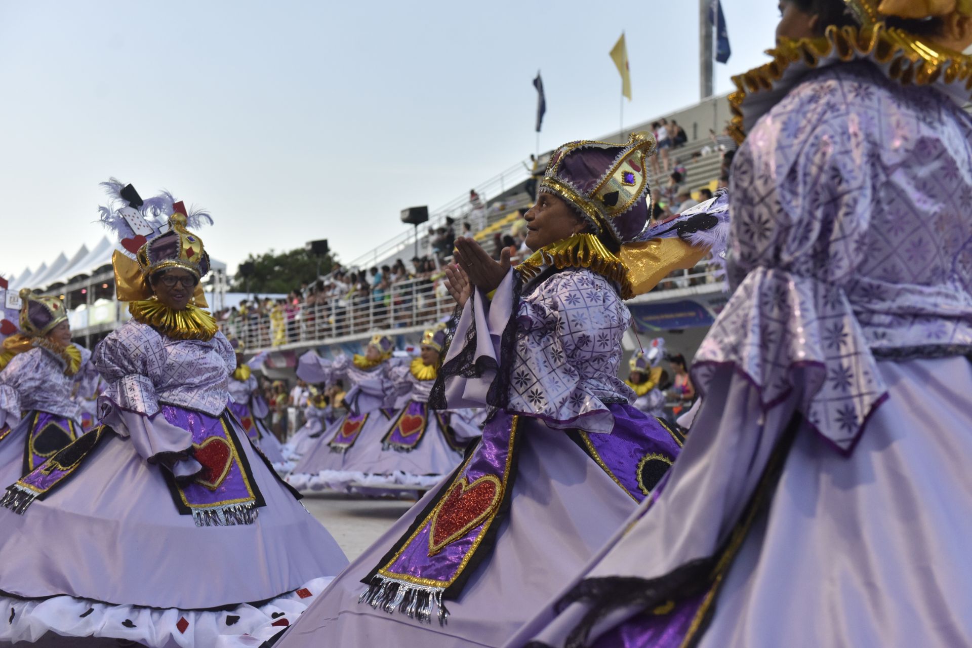 Desfile da escola de samba Unidos de São Torquato