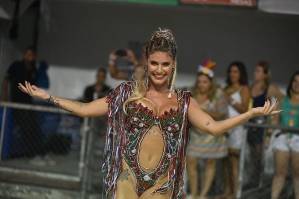 Jucutuquara é a segunda escola a desfilar no Sambão do Povo por Fernando Madeira