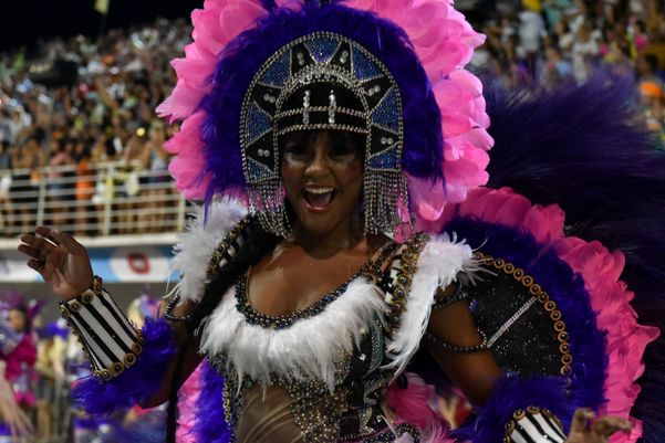 MUG entra na avenida com o enredo "Oby – O Imaculado Santuário das Lendas"  por Fernando Madeira