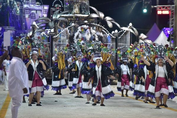 Novo Império leva o universo infantil para a avenida por Rodrigo Gavini