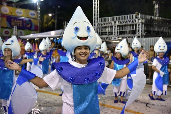 Novo Império leva o universo infantil para a avenida por Rodrigo Gavini