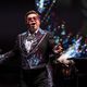 Imagem - Elton John demite banda e funcionários após shows cancelados