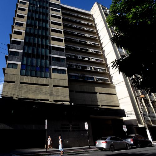 Cerca de 20 técnicos em Enfermagem, demitidos no dia 3 de março, fazem parte do grupo de risco do novo coronavírus