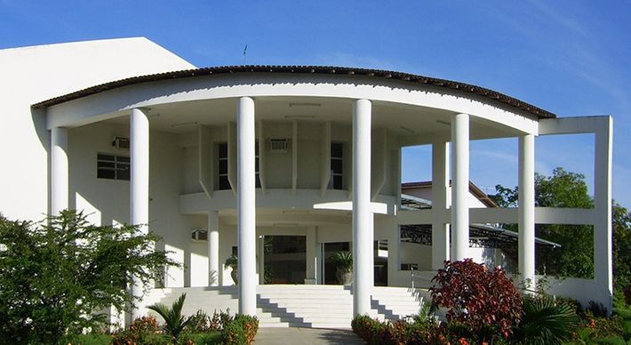 Oportunidades são para os campi de Nova Venécia, com uma vaga para Engenharia de Agrimensura e Cartográfica; e de Cachoeiro de Itapemirim, com chance para professor de Informática