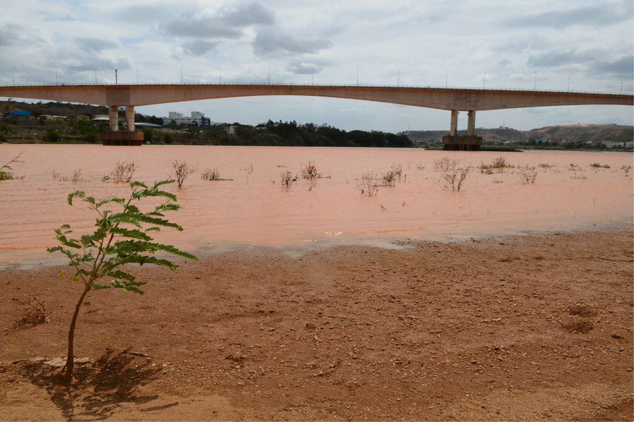 De acordo com o órgão, perícia apontou que a água que abastece Colatina tem a presença de metais pesados desde o rompimento da barragem em Mariana (MG)