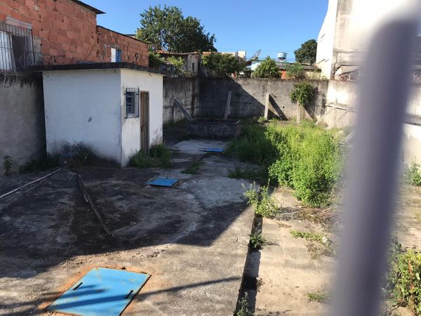 Feto foi encontrado na a rede coletora de esgoto em uma estação no bairro Interlagos. Crédito: Luiz Zardini