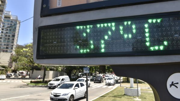 O fim de semana será quente em quase todas as regiões. No Espírito Santo, o calor aumentará ainda mais na segunda-feira (13)