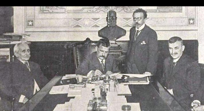 Em plena Primeira Guerra Mundial, Espírito Santo viveu 33 dias de conflitos, com tiroteios e mortes em 12 cidades. Estado passou o período com dois governadores autoproclamados, duas capitais e duas Assembleias