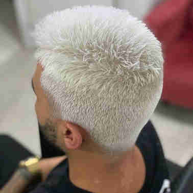 Imagem - Nevou: cabelo descolorido foi a febre do carnaval 2020 entre os homens