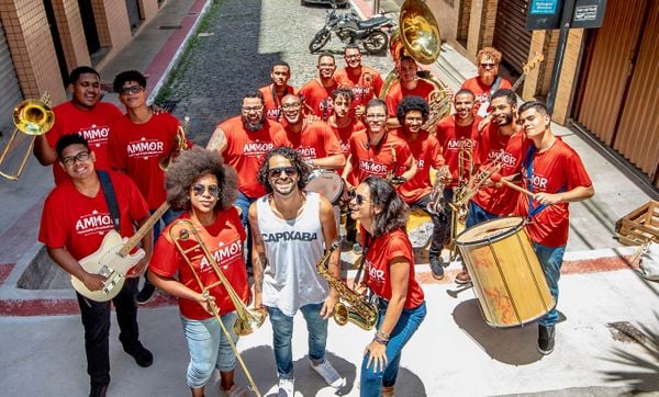 Orquestra Ammor é uma das atrações do Baile Voador, nesta sexta-feira (21). Crédito: Divulgação/ Dudu Altoé/ Orquestra AMMOR