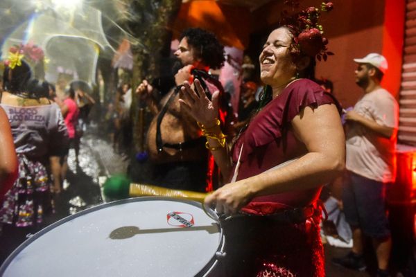 Bloco Maluco Beleza no Centro de Vitória nesta sexta-feira (21)