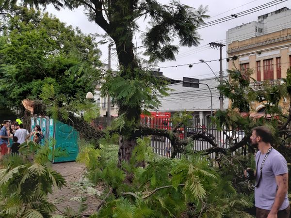 undefined por Geraldo Nascimento