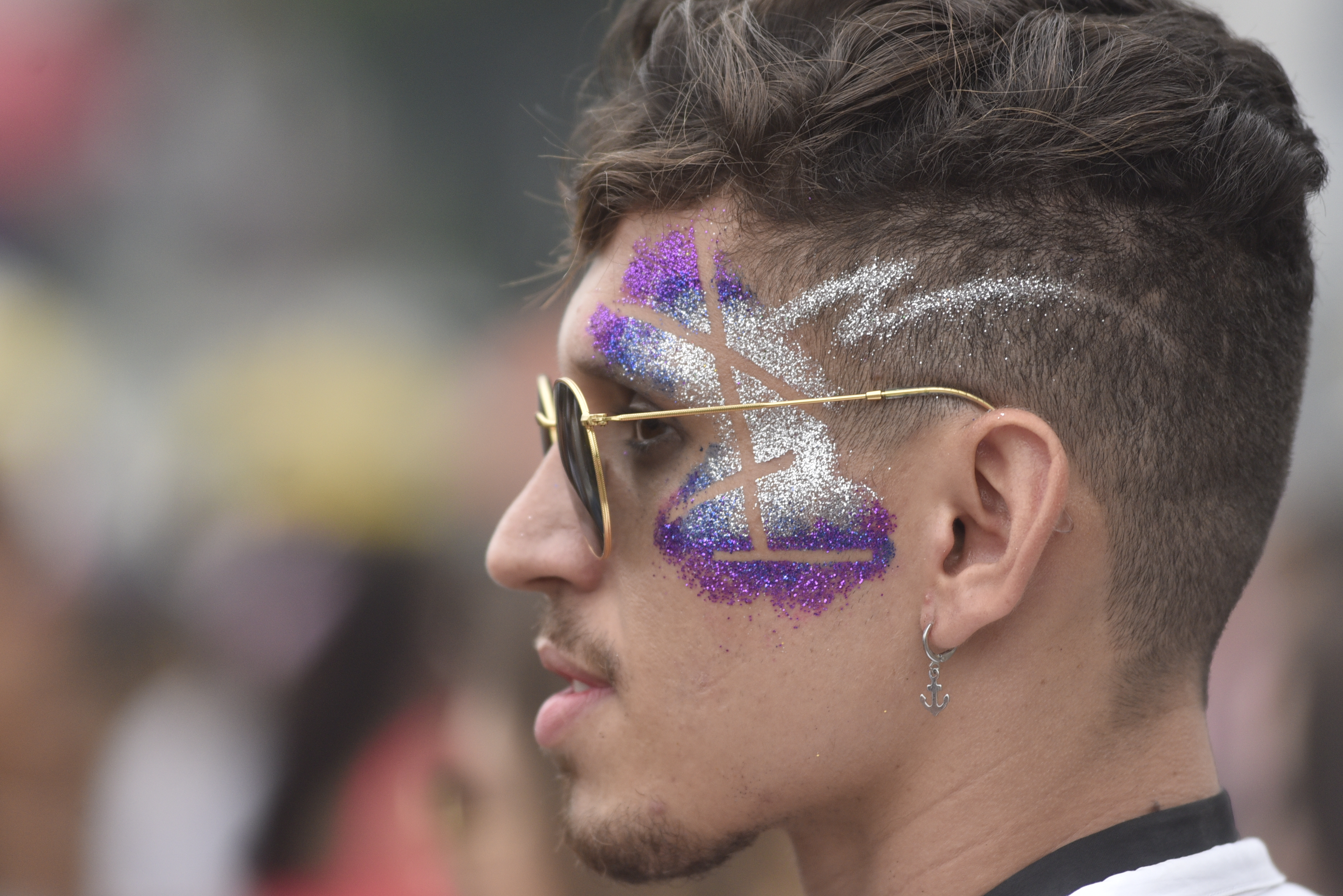 Folião se diverte no bloco de Carnaval Foto: Vitor Jubini 