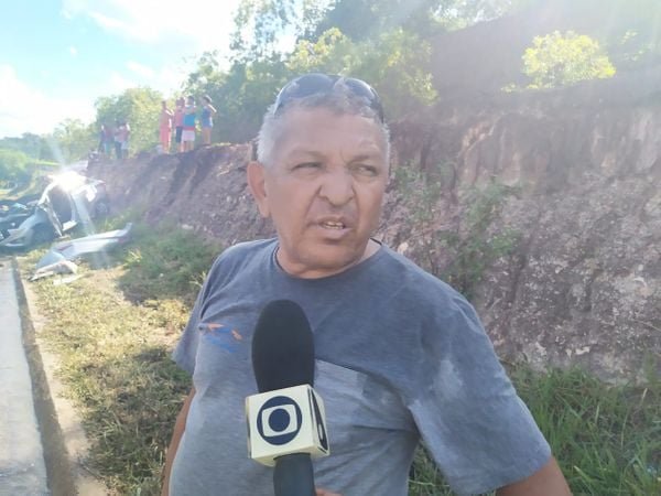 Nacip de Andrade, motorista de um guincho e testemunha do acidente. Segundo ele, o cabo porto teria tentado uma ultrapassagem irregular e bateu de frente com a carreta por Eduardo Dias 