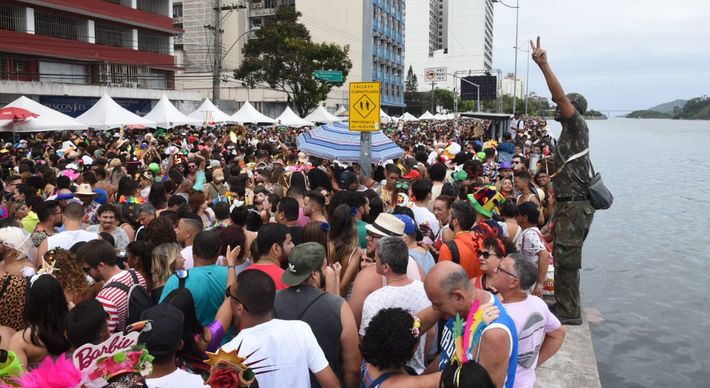 Prefeito Lorenzo Pazolini disse à coluna Leonel Ximenes que, com expediente e trabalho normal, as aglomerações serão menores, possibilitando um controle maior da pandemia de Covid-19