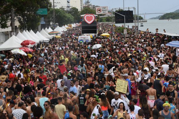 Regional da Nair animou Centro de Vitória neste domingo de Carnaval
