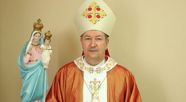Segundo a diocese, o bispo não apresenta sintomas, mas segue todas as recomendações médicas em isolamento