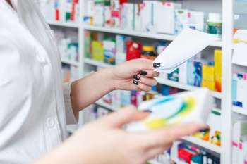 Pesquisa realizada mostra a diferença de preços do mesmo medicamento em diferentes farmácias