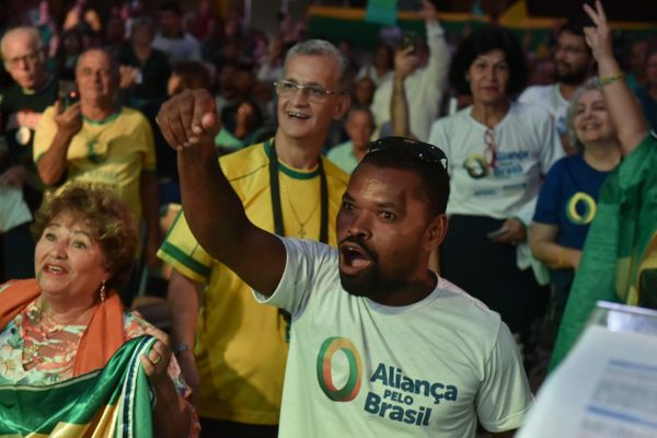 Aliança pelo Brasil: Apoiadores de Jair Bolsonaro em evento de filiação do novo partido, em Vitória por Fernando Madeira