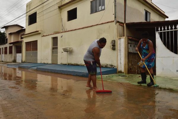 Consequências das fortes chuvas em Vila Velha por Vitor Jubini