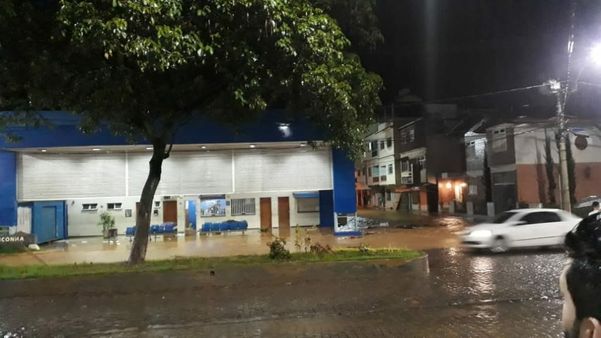 Efeitos da chuva em Iconha por Internauta