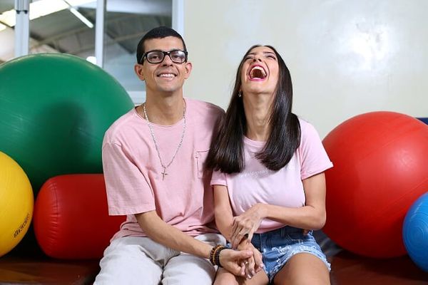 Halana e Jefinho se conheceram no dia 15 de dezembro de 2016, durante uma sessão de fisioterapia na Apae de Cariacica por Gad Monteiro