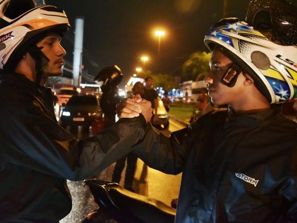 Motoboys protestam por morte de Ramona, atropelada em Vila Velha por um motorista embriagado por Fernando Madeira