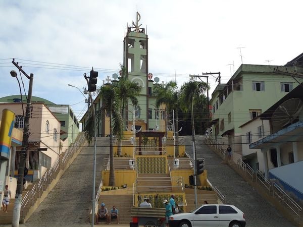 Igreja matriz de Santo Antônio, no Centro de Iconha, uma das que integram a rede de alerta através do soar de sinos