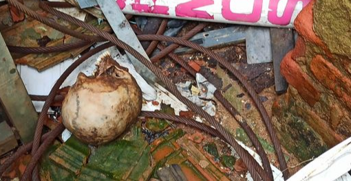 Crânio é encontrado dentro de imóvel abandonado em Colatina . Crédito: Polícia Militar/ Divulgação