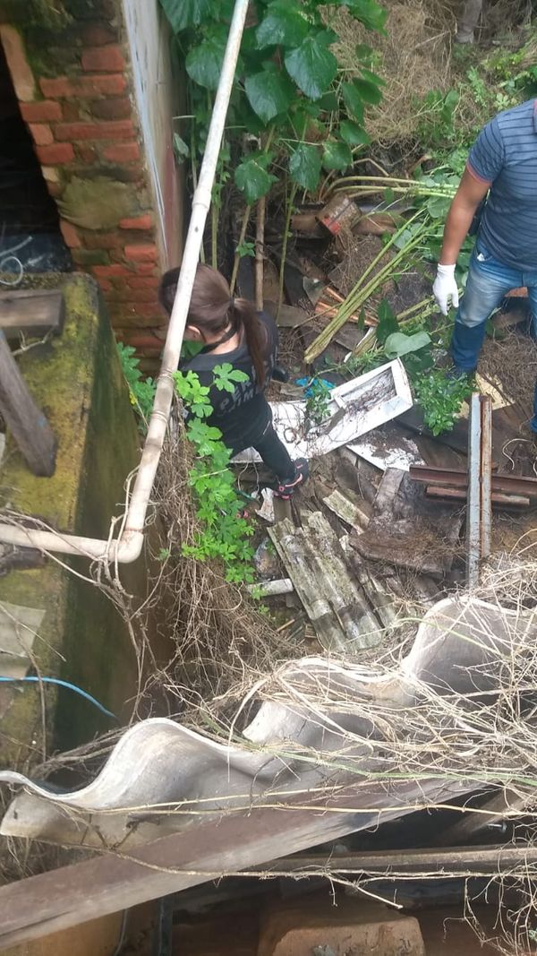 Crânio é encontrado dentro de imóvel abandonado em Colatina . Crédito: Polícia Militar / Divulgação