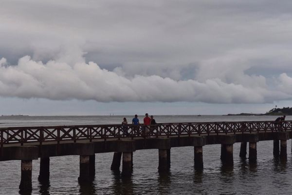 Dia nublado em Vitória por Vitor Jubini