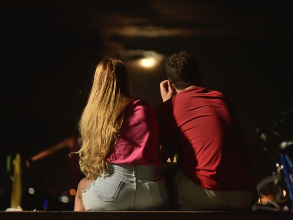 Data: 09/03/2020 - ES - Vitória - Lua cheia vista do píer de Iemanjá - Editoria: Cidades - Foto: Fernando Madeira - GZ por Fernando Madeira