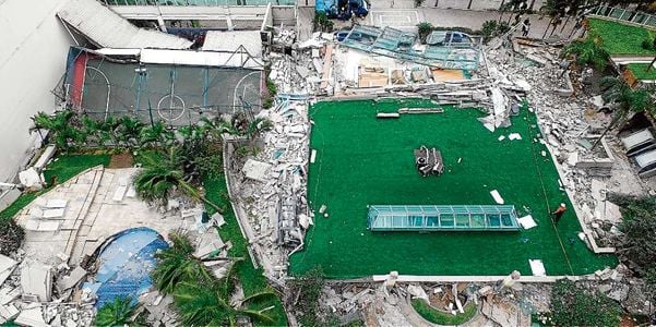 Desabamento do Grand Parc, em Vitória por Arquivo/ A Gazeta