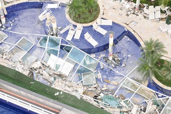 Desabamento do Grand Parc, em Vitória por Arquivo/ A Gazeta