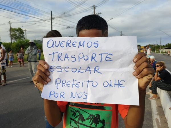 Moradores fazem novo protesto na ES 010 após morte de criança atropelada na Serra. Crédito: Isabella Arruda