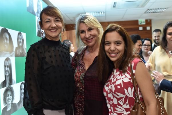 Mariangela Avelas, Ealine Caser e Mariana Guerra. Crédito: Mônica Zorzanelli