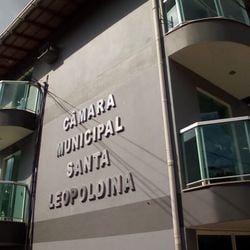 Na justificativa do projeto, os vereadores alegam que a regra atual está defasada e não é mais compatível com os preços dos serviços de hospedagem e alimentação