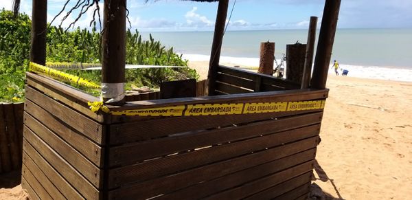 Quiosques nas praias de Castelândia, Bicanga e Carapebu (Serra) foram interditados pela União e PF por Internauta