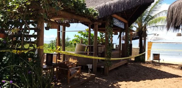 Quiosques nas praias de Castelândia, Bicanga e Carapebu (Serra) foram interditados pela União e PF por Internauta