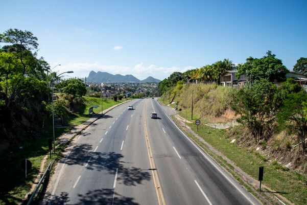 Trecho da BR 101 na Serra: novo eixo econômico após inauguração do Contorno do Mestre Álvaro