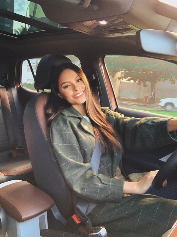 Stephany conta que encontrou no T-Cross o que buscava: um veículo potente e tecnológico. Crédito: Acervo Pessoal