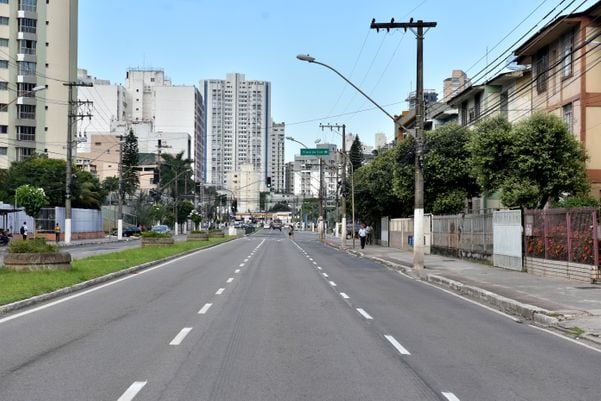  Vitória - Efeito coronavírus - Ruas de acesso à Terceira Ponte estão vazias. Os registros foram feitos por volta das 17h, quando o trânsito em dias normais é congestionado por Fernando Madeira