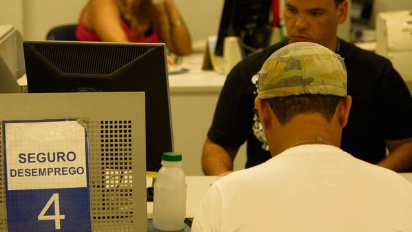 Já está na hora de o Estado passar a dialogar com todos os setores que fazem a economia girar e entender que alguma coisa está fora de tom, e que talvez seja a exclusão da representação dos trabalhadores no debate