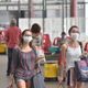 Passageiras utilizam máscaras após pandemia de coronavírus na rodoviária da capital.