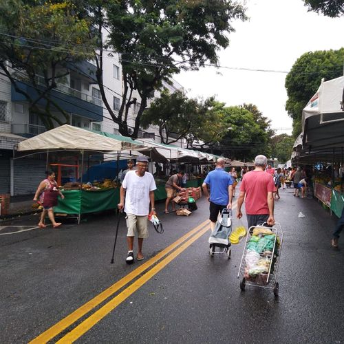 A prefeitura voltou a liberar o funcionamento de feiras livres, mas com essa e outras regras. Medidas constam em decreto do prefeito Luciano Rezende, publicado nesta quinta-feira (2), no Diário Oficial de Vitória